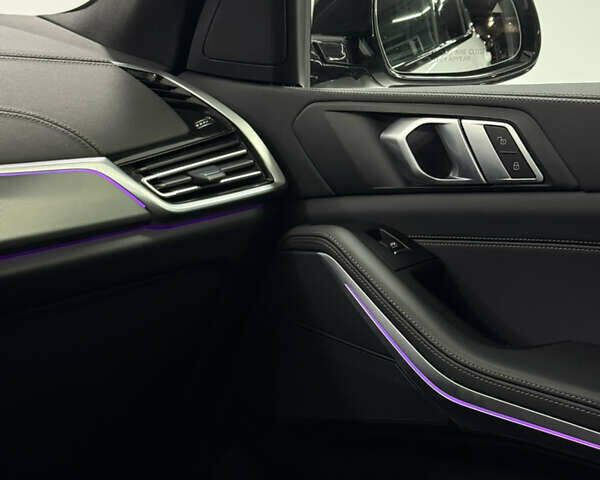 Белый БМВ Х5, объемом двигателя 3 л и пробегом 43 тыс. км за 62500 $, фото 26 на Automoto.ua