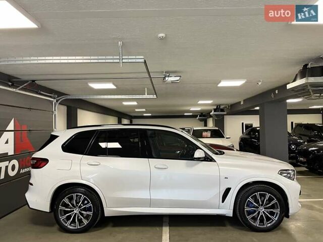 Белый БМВ Х5, объемом двигателя 2.99 л и пробегом 114 тыс. км за 68700 $, фото 8 на Automoto.ua