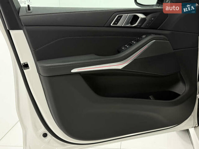 Белый БМВ Х5, объемом двигателя 3 л и пробегом 43 тыс. км за 62500 $, фото 35 на Automoto.ua