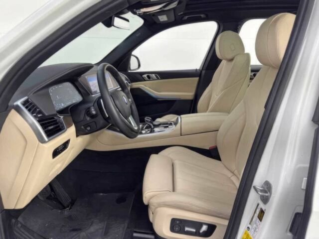 Белый БМВ Х5, объемом двигателя 3 л и пробегом 16 тыс. км за 45500 $, фото 8 на Automoto.ua