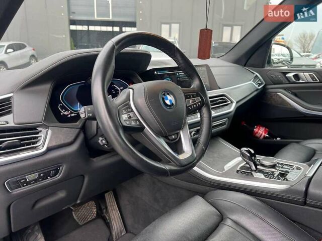 Белый БМВ Х5, объемом двигателя 3 л и пробегом 44 тыс. км за 66290 $, фото 16 на Automoto.ua