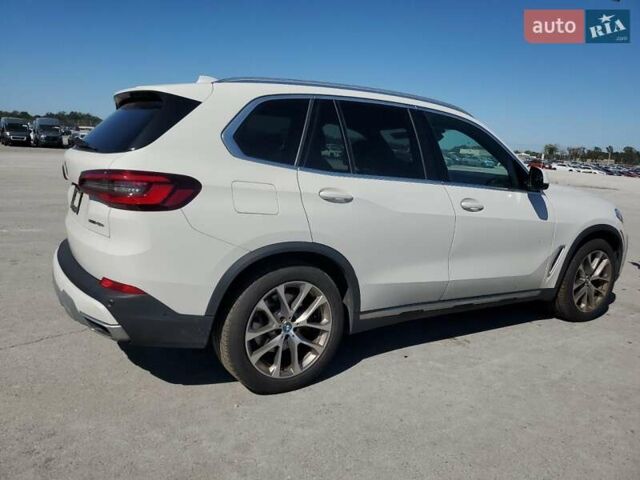 Белый БМВ Х5, объемом двигателя 3 л и пробегом 94 тыс. км за 26000 $, фото 2 на Automoto.ua