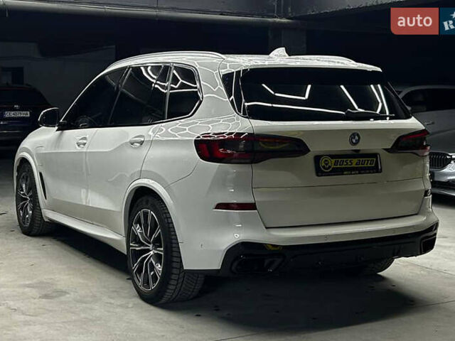 Белый БМВ Х5, объемом двигателя 3 л и пробегом 17 тыс. км за 68000 $, фото 3 на Automoto.ua