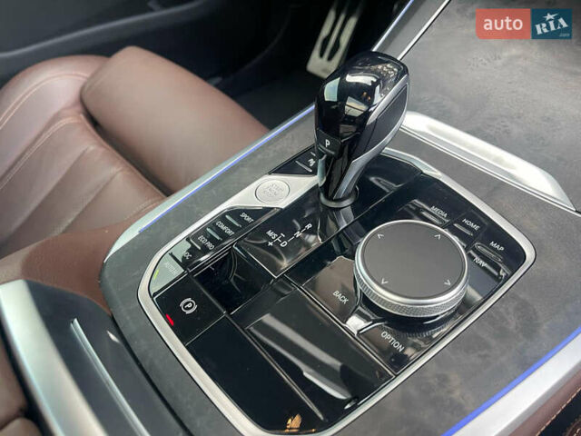 Белый БМВ Х5, объемом двигателя 3 л и пробегом 15 тыс. км за 68100 $, фото 61 на Automoto.ua