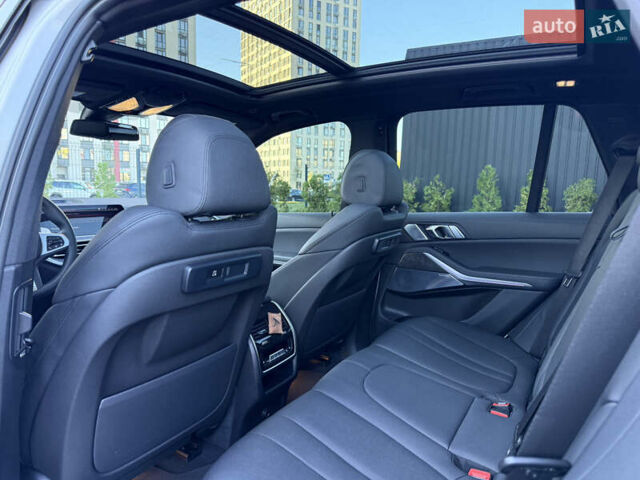 Белый БМВ Х5, объемом двигателя 3 л и пробегом 90 тыс. км за 69000 $, фото 25 на Automoto.ua