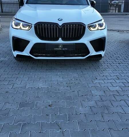 Белый БМВ Х5, объемом двигателя 3 л и пробегом 17 тыс. км за 64900 $, фото 4 на Automoto.ua