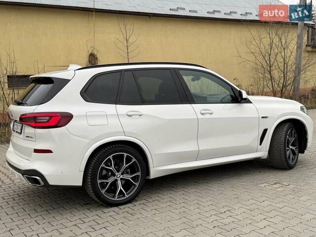 Білий БМВ Х5, об'ємом двигуна 3 л та пробігом 39 тис. км за 71000 $, фото 9 на Automoto.ua