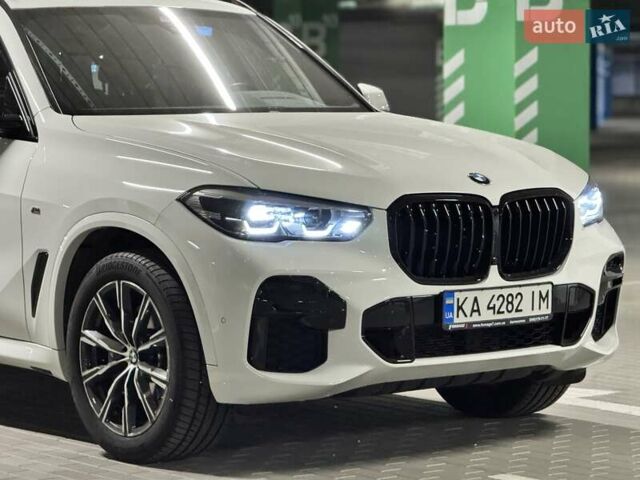 Белый БМВ Х5, объемом двигателя 3 л и пробегом 24 тыс. км за 74800 $, фото 5 на Automoto.ua