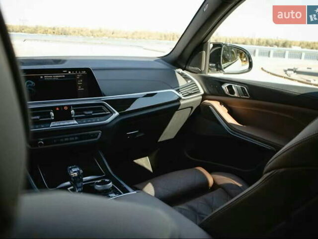 Белый БМВ Х5, объемом двигателя 3 л и пробегом 63 тыс. км за 69900 $, фото 32 на Automoto.ua