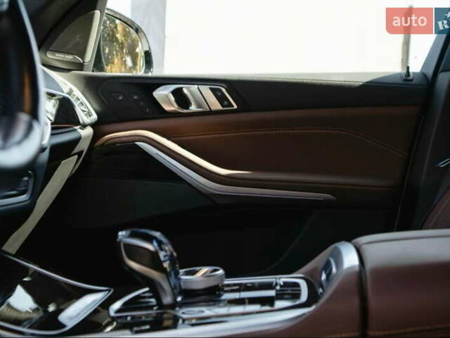 Белый БМВ Х5, объемом двигателя 3 л и пробегом 63 тыс. км за 74900 $, фото 19 на Automoto.ua