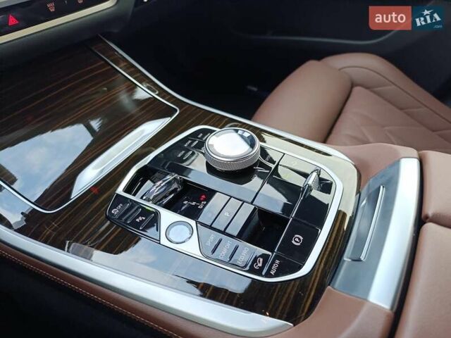 Белый БМВ Х5, объемом двигателя 2.99 л и пробегом 61 тыс. км за 96000 $, фото 13 на Automoto.ua