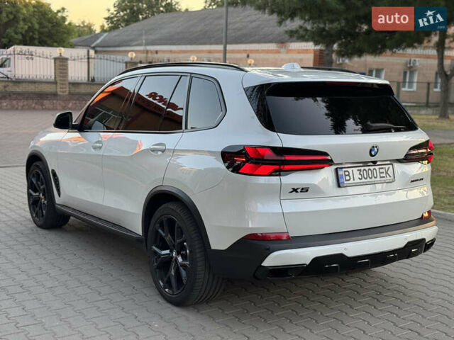 Белый БМВ Х5, объемом двигателя 3 л и пробегом 77 тыс. км за 85000 $, фото 34 на Automoto.ua
