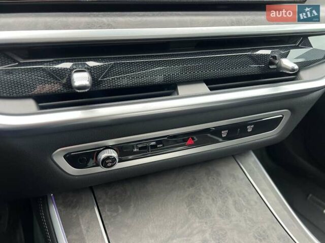Белый БМВ Х5, объемом двигателя 3 л и пробегом 52 тыс. км за 79999 $, фото 39 на Automoto.ua
