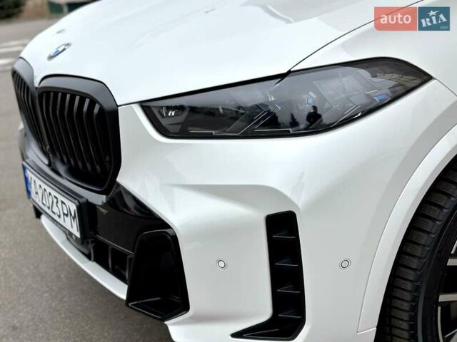Белый БМВ Х5, объемом двигателя 2.99 л и пробегом 60 тыс. км за 96800 $, фото 43 на Automoto.ua