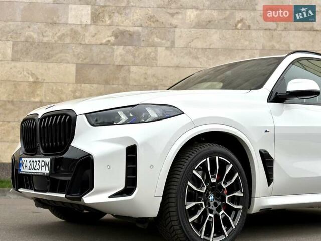 Белый БМВ Х5, объемом двигателя 2.99 л и пробегом 60 тыс. км за 96800 $, фото 41 на Automoto.ua
