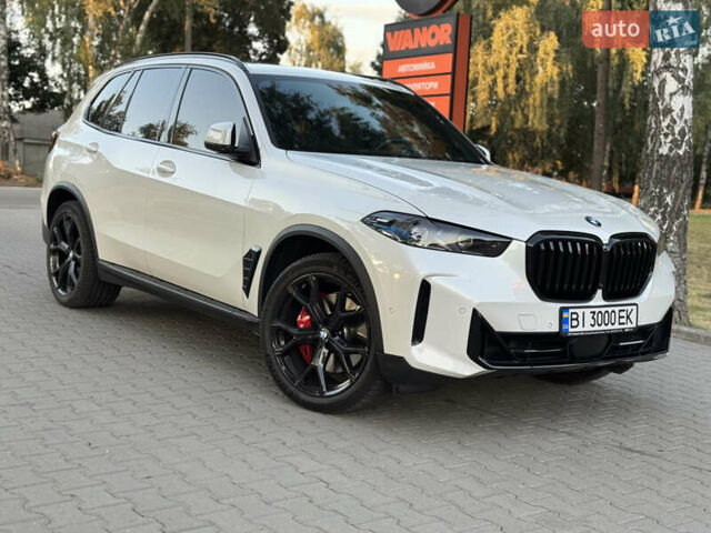 Белый БМВ Х5, объемом двигателя 3 л и пробегом 77 тыс. км за 85000 $, фото 5 на Automoto.ua
