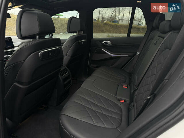 Білий БМВ Х5, об'ємом двигуна 4.39 л та пробігом 36 тис. км за 94000 $, фото 46 на Automoto.ua