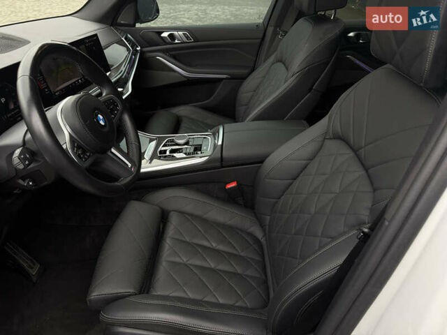 Білий БМВ Х5, об'ємом двигуна 4.39 л та пробігом 36 тис. км за 94000 $, фото 35 на Automoto.ua