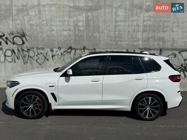 Белый БМВ Х5, объемом двигателя 3 л и пробегом 60 тыс. км за 78000 $, фото 21 на Automoto.ua