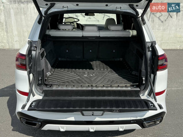 Белый БМВ Х5, объемом двигателя 3 л и пробегом 60 тыс. км за 78000 $, фото 35 на Automoto.ua
