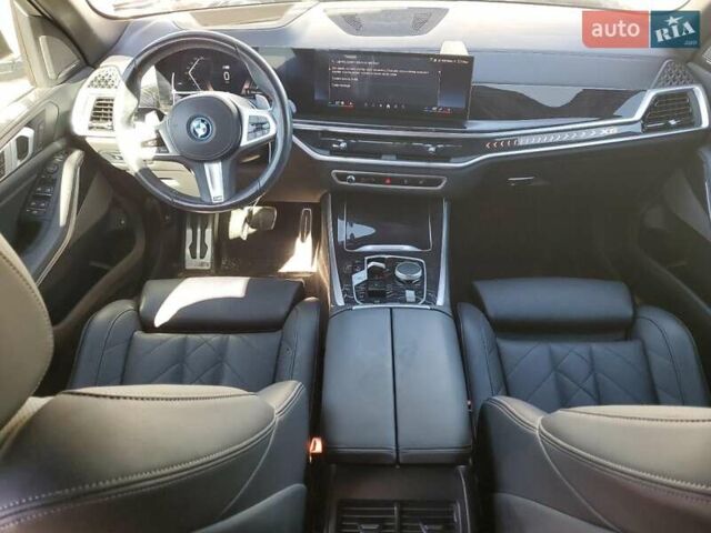 Белый БМВ Х5, объемом двигателя 3 л и пробегом 46 тыс. км за 71000 $, фото 7 на Automoto.ua