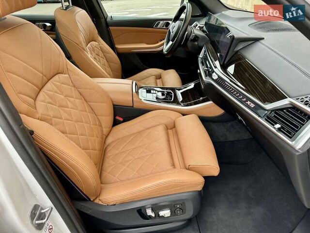 Белый БМВ Х5, объемом двигателя 2.99 л и пробегом 60 тыс. км за 96800 $, фото 90 на Automoto.ua