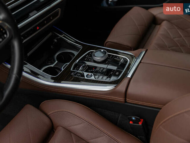 БМВ Х5 2023 в Тернополе на Automoto.ua Белый БМВ Х5, объемом двигателя 2.99 л и пробегом 66 тыс. км за 95000 $, фото 12 на Automoto.ua