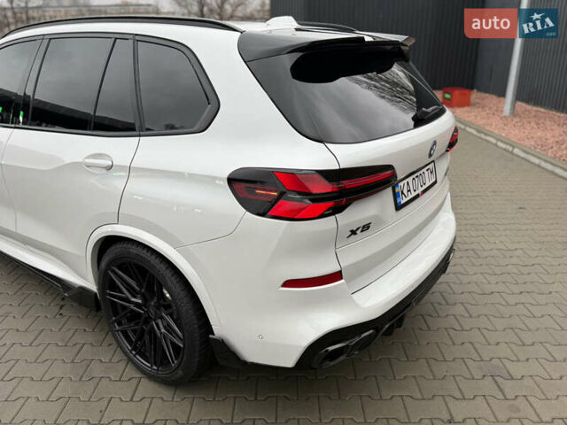 Белый БМВ Х5, объемом двигателя 3 л и пробегом 40 тыс. км за 99900 $, фото 14 на Automoto.ua