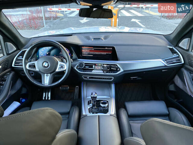 Белый БМВ Х5, объемом двигателя 3 л и пробегом 31 тыс. км за 88900 $, фото 23 на Automoto.ua