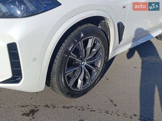Белый БМВ Х5, объемом двигателя 2.99 л и пробегом 61 тыс. км за 96000 $, фото 34 на Automoto.ua