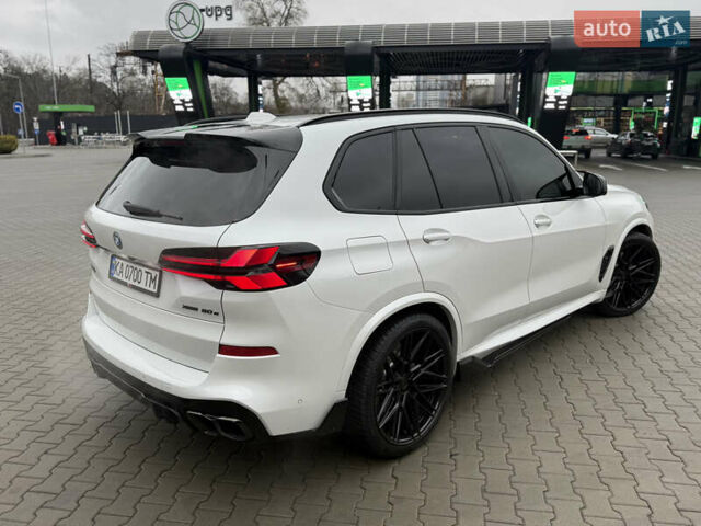 Белый БМВ Х5, объемом двигателя 3 л и пробегом 40 тыс. км за 99900 $, фото 23 на Automoto.ua