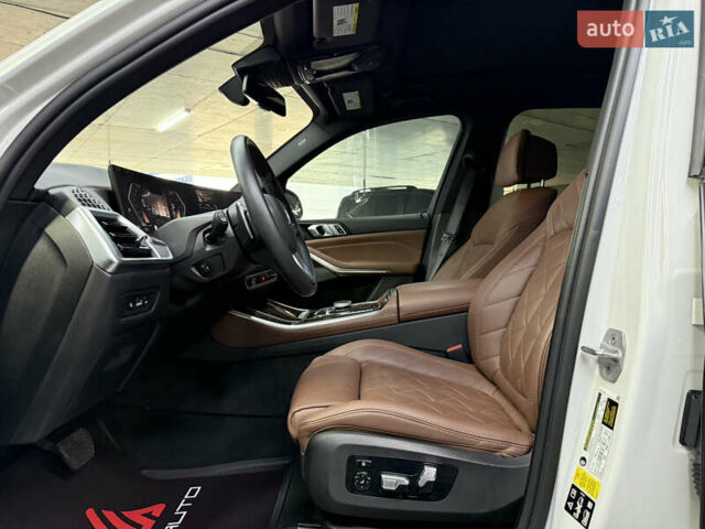 Білий БМВ Х5, об'ємом двигуна 3 л та пробігом 25 тис. км за 85000 $, фото 19 на Automoto.ua