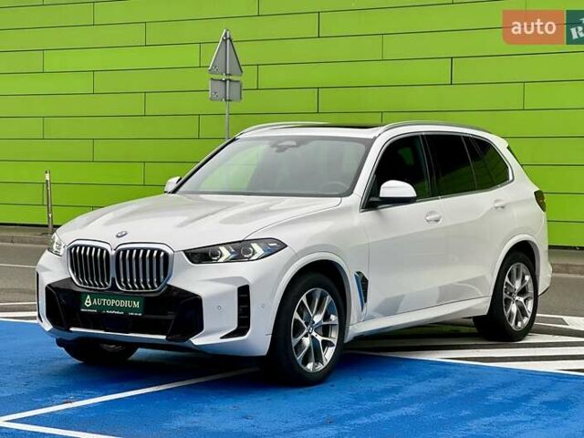 Белый БМВ Х5, объемом двигателя 3 л и пробегом 52 тыс. км за 79999 $, фото 3 на Automoto.ua