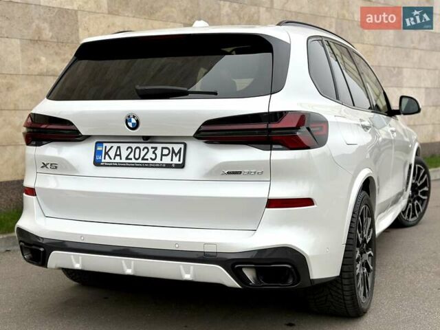 Белый БМВ Х5, объемом двигателя 2.99 л и пробегом 60 тыс. км за 96800 $, фото 15 на Automoto.ua