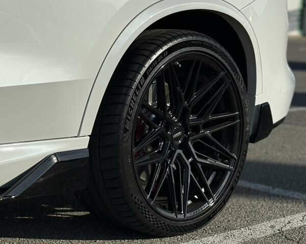 Белый БМВ Х5, объемом двигателя 3 л и пробегом 40 тыс. км за 120000 $, фото 7 на Automoto.ua