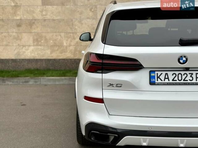 Белый БМВ Х5, объемом двигателя 2.99 л и пробегом 60 тыс. км за 96800 $, фото 48 на Automoto.ua