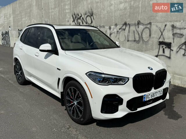 Белый БМВ Х5, объемом двигателя 3 л и пробегом 60 тыс. км за 78000 $, фото 11 на Automoto.ua