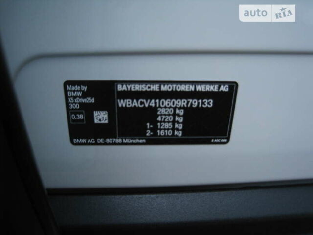 Белый БМВ Х5, объемом двигателя 2 л и пробегом 2 тыс. км за 79500 $, фото 27 на Automoto.ua