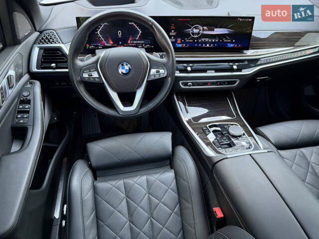 Білий БМВ Х5, об'ємом двигуна 3 л та пробігом 57 тис. км за 95000 $, фото 6 на Automoto.ua