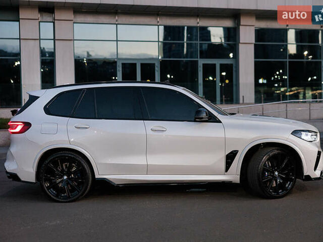 Білий БМВ Х5, об'ємом двигуна 4.4 л та пробігом 26 тис. км за 84000 $, фото 8 на Automoto.ua