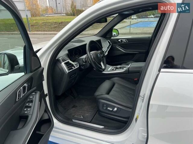 Белый БМВ Х5, объемом двигателя 3 л и пробегом 52 тыс. км за 79999 $, фото 34 на Automoto.ua