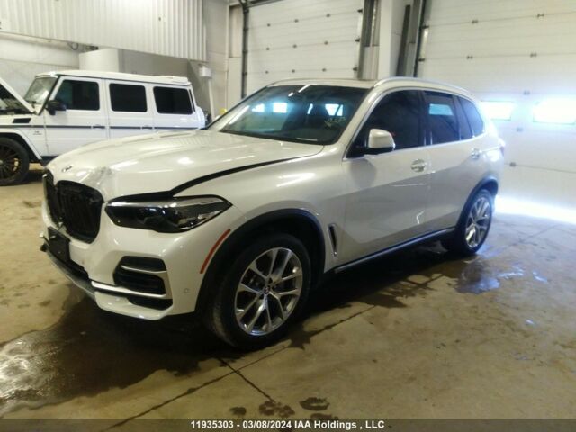 Белый БМВ Х5, объемом двигателя 3 л и пробегом 30 тыс. км за 48200 $, фото 3 на Automoto.ua