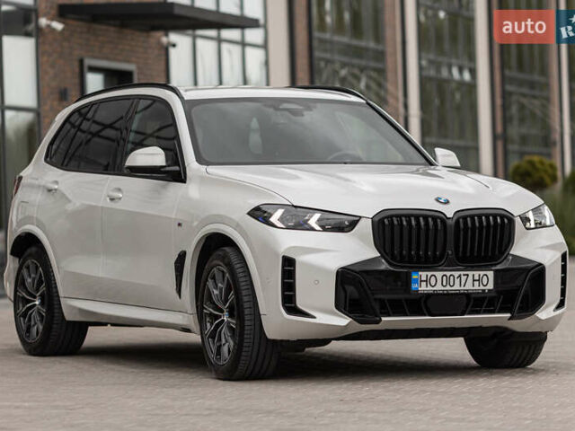 БМВ Х5 2023 в Тернополе на Automoto.ua Белый БМВ Х5, объемом двигателя 2.99 л и пробегом 66 тыс. км за 95000 $, фото 1 на Automoto.ua