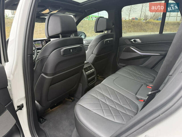 Білий БМВ Х5, об'ємом двигуна 4.39 л та пробігом 36 тис. км за 94000 $, фото 48 на Automoto.ua