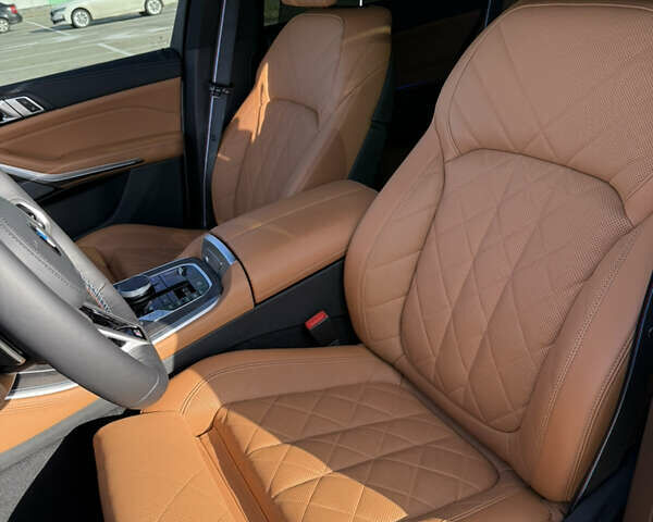 Белый БМВ Х5, объемом двигателя 3 л и пробегом 40 тыс. км за 120000 $, фото 15 на Automoto.ua