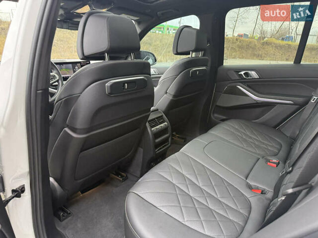 Білий БМВ Х5, об'ємом двигуна 4.39 л та пробігом 36 тис. км за 94000 $, фото 49 на Automoto.ua