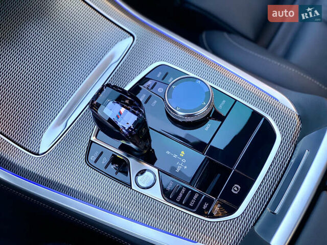 Белый БМВ Х5, объемом двигателя 3 л и пробегом 31 тыс. км за 88900 $, фото 19 на Automoto.ua