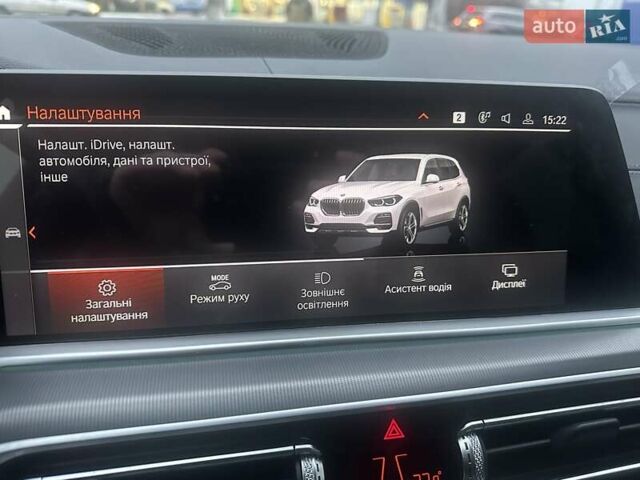 Белый БМВ Х5, объемом двигателя 2 л и пробегом 38 тыс. км за 60100 $, фото 88 на Automoto.ua