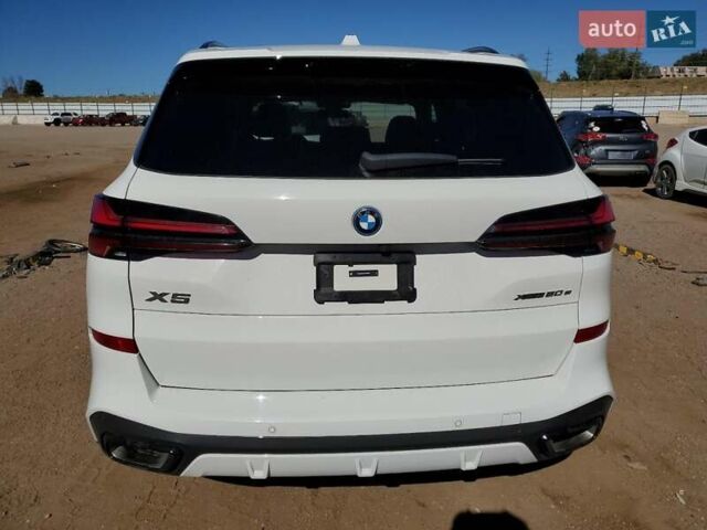 Белый БМВ Х5, объемом двигателя 3 л и пробегом 46 тыс. км за 71000 $, фото 5 на Automoto.ua