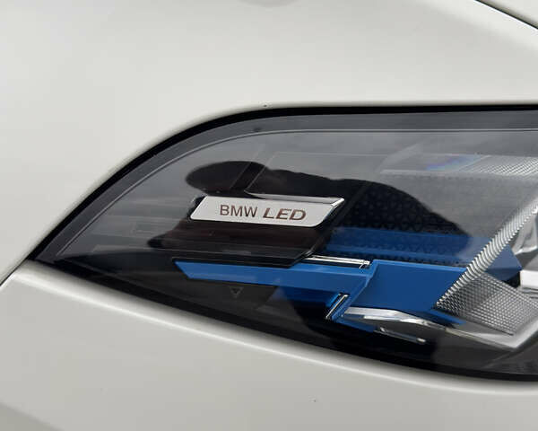 Белый БМВ Х5, объемом двигателя 2.99 л и пробегом 39 тыс. км за 94000 $, фото 2 на Automoto.ua